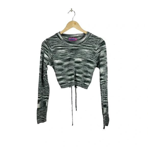 NWOT Edikted Medina Knit Open Back Cropped Sweater in Grey/White Size L - Picture 9 of 16